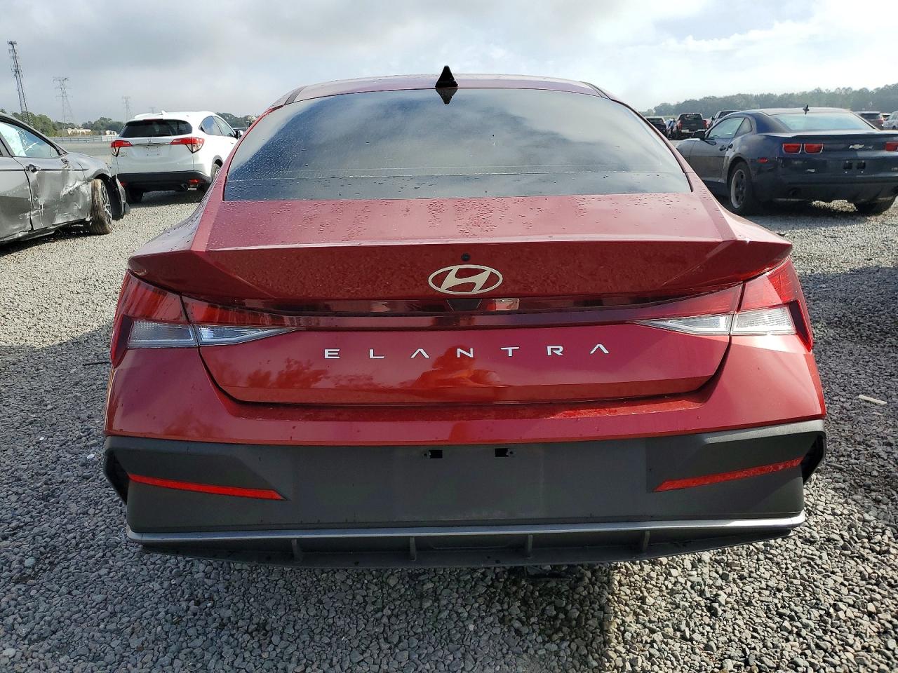 2024 HYUNDAI ELANTRA SE photo 6