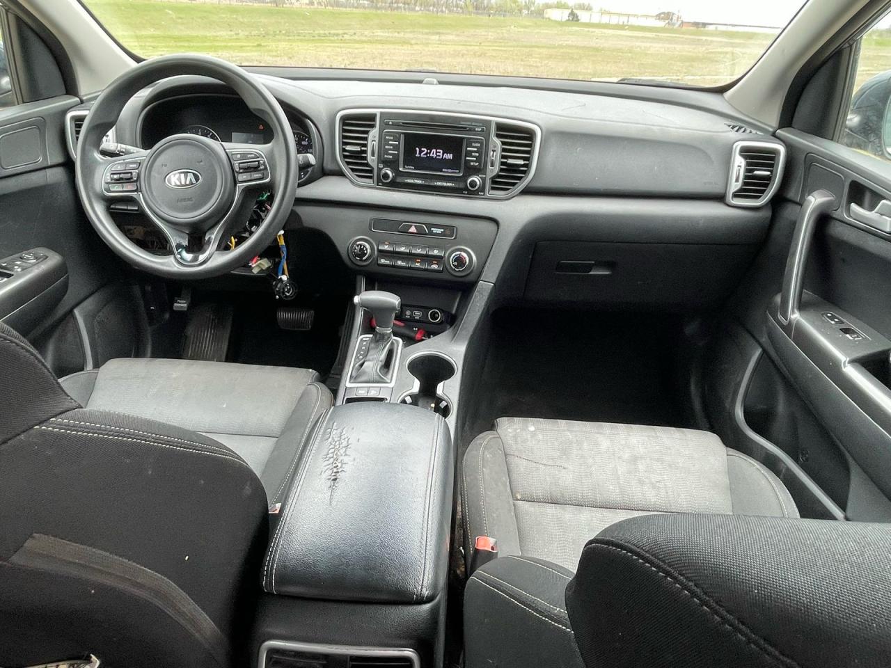 2017 KIA SPORTAGE LX photo 9
