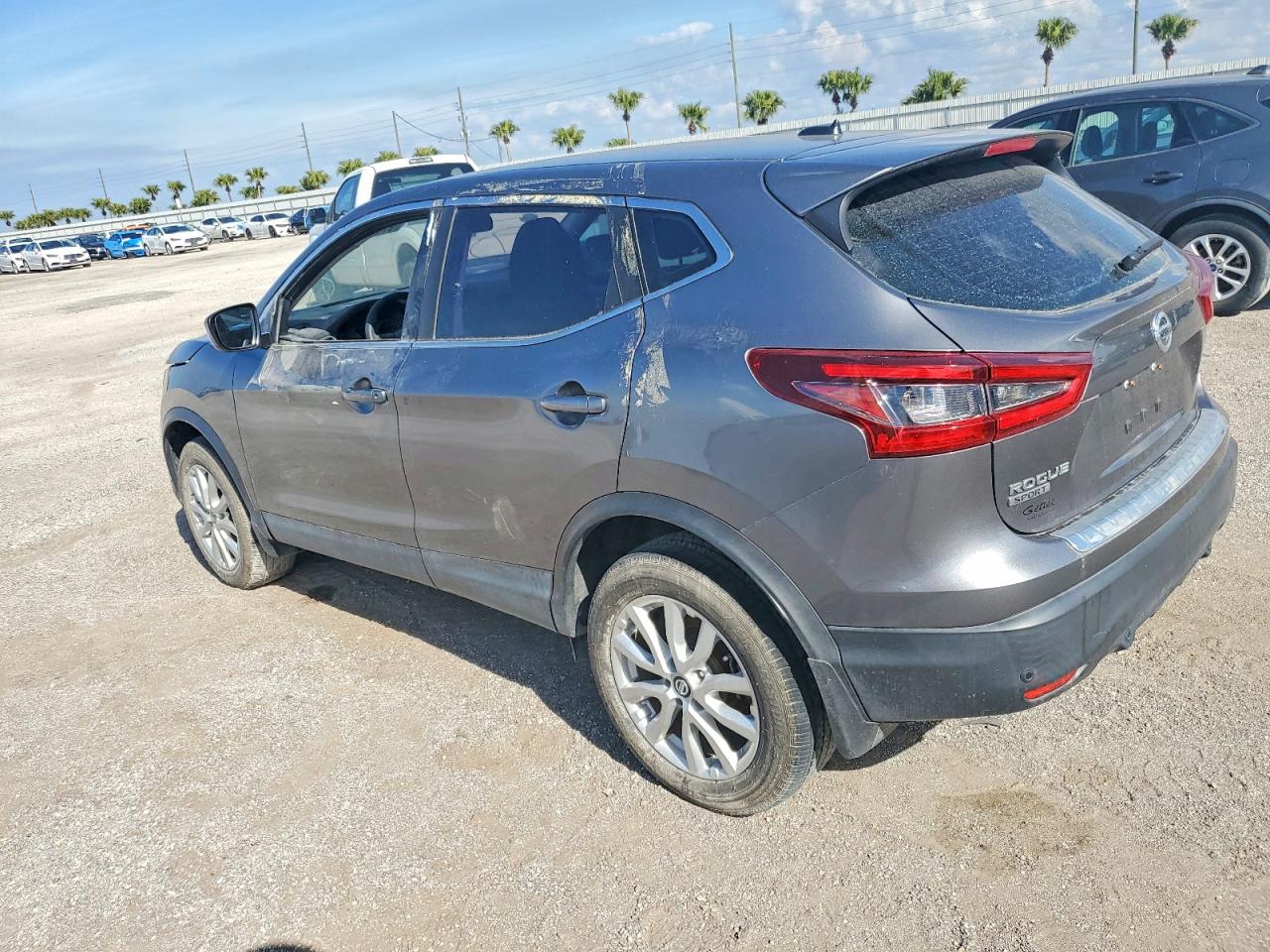 2020 NISSAN ROGUE SPORT S photo 4
