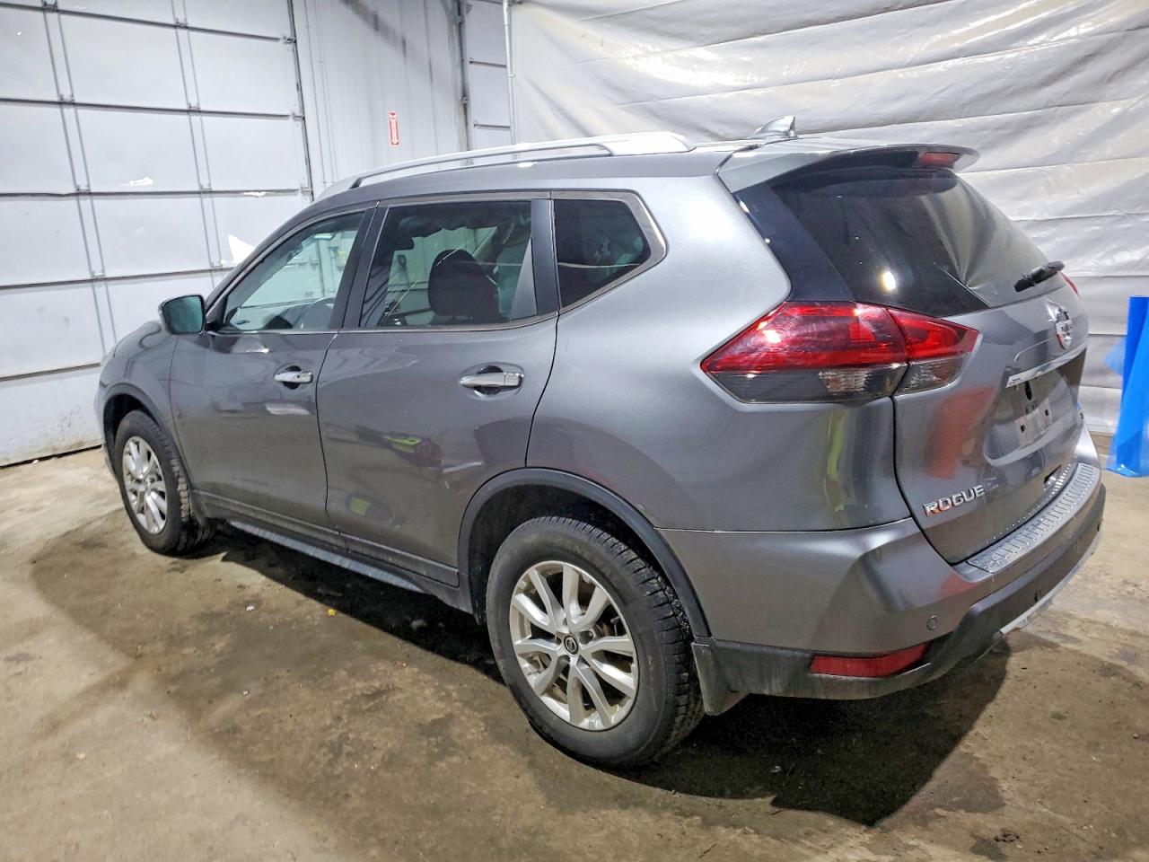 2019 NISSAN ROGUE S photo 3