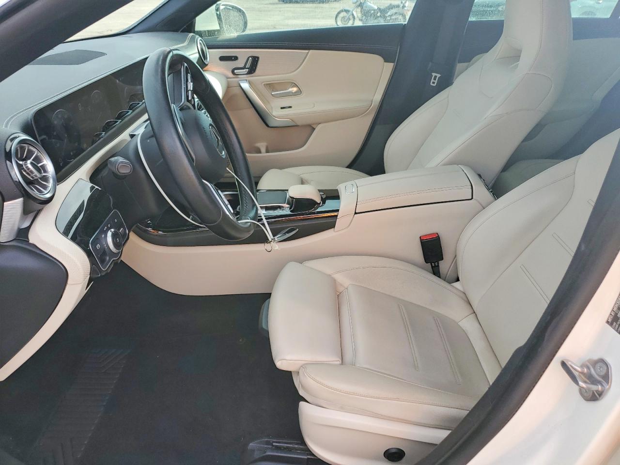 2020 MERCEDES-BENZ CLA 250 photo 13