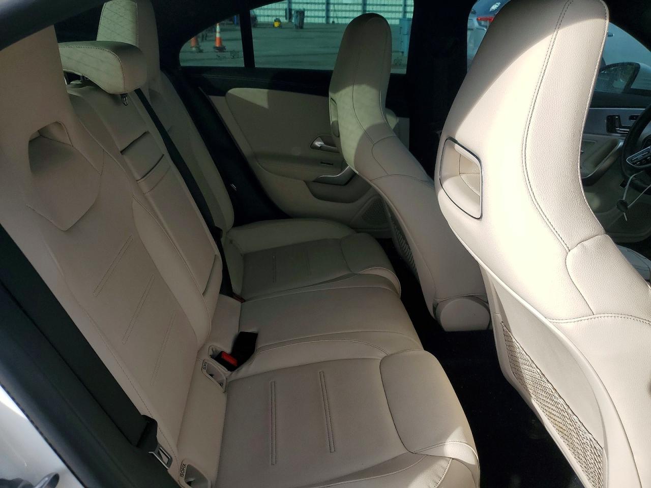 2020 MERCEDES-BENZ CLA 250 photo 19