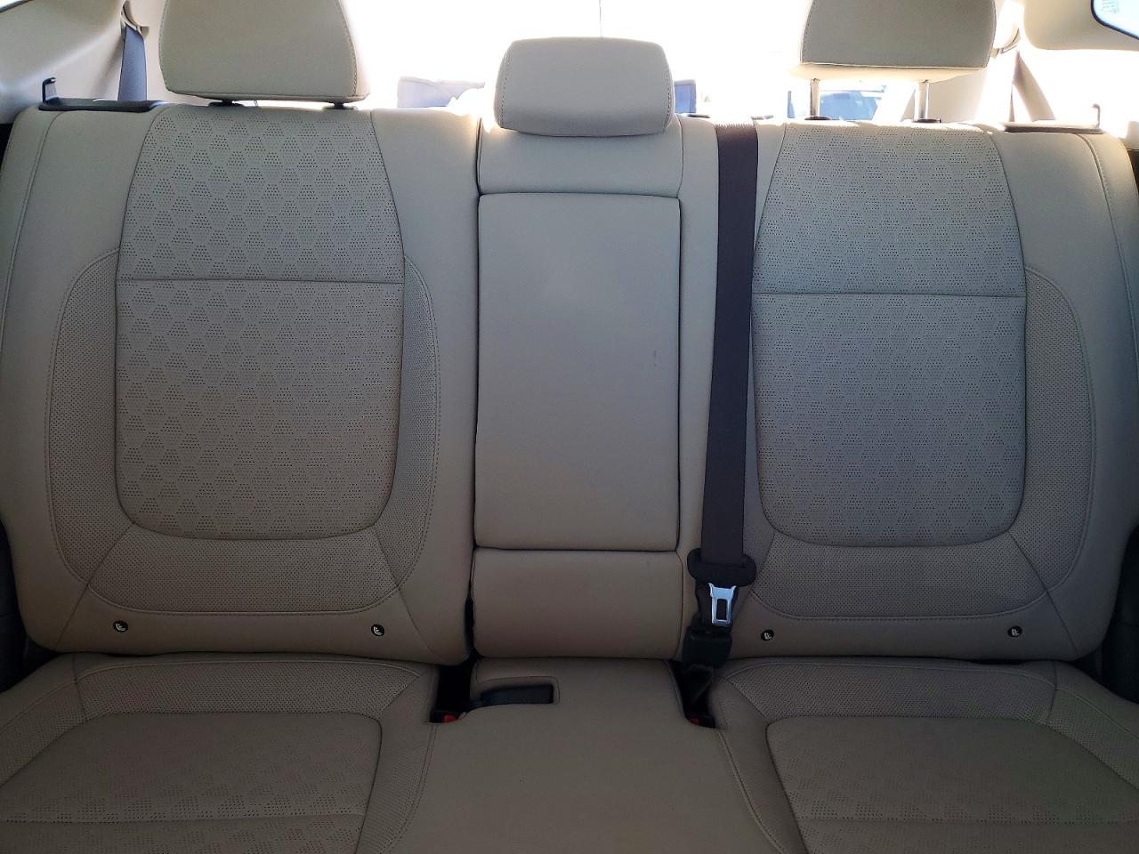 2023 KIA SELTOS EX photo 10