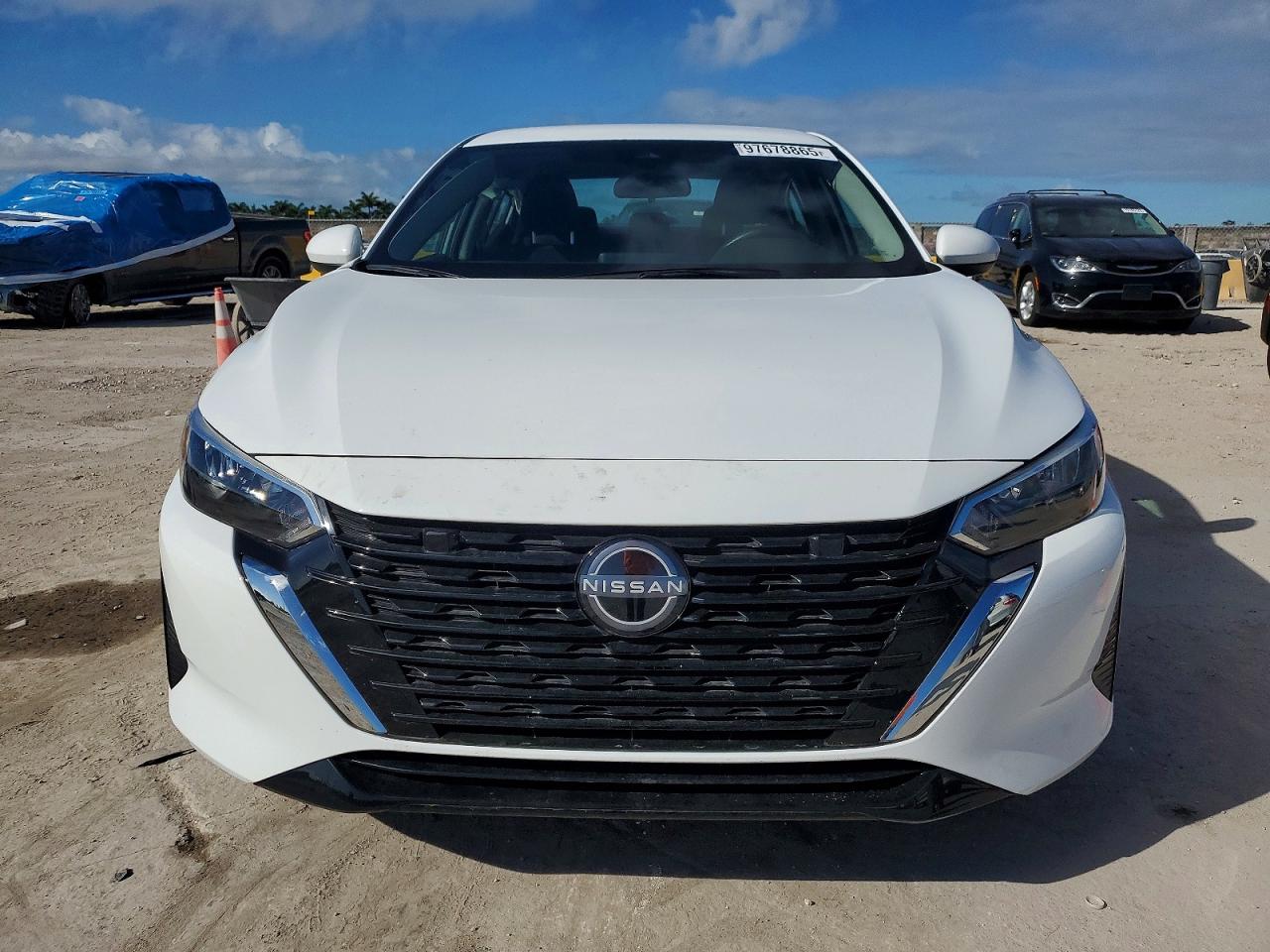 2024 NISSAN SENTRA S photo 5