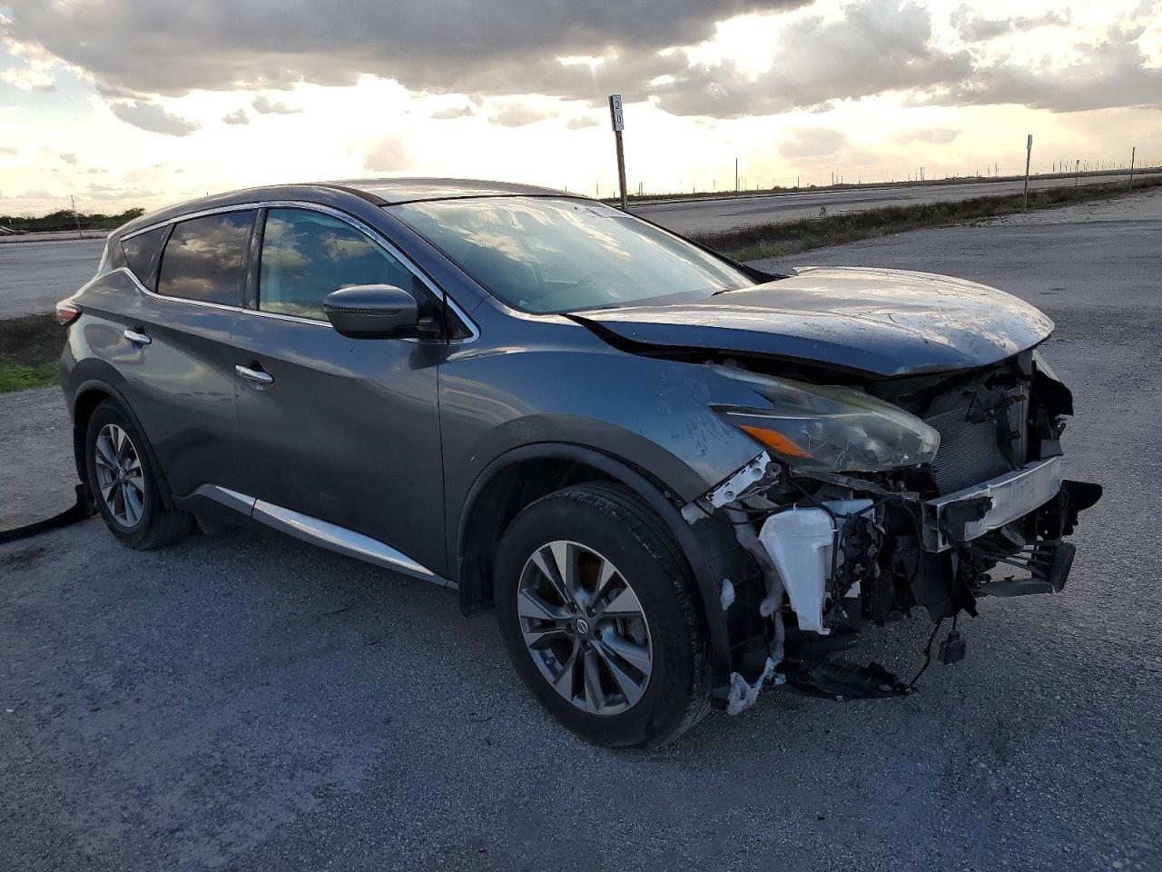 2018 NISSAN MURANO S photo 7