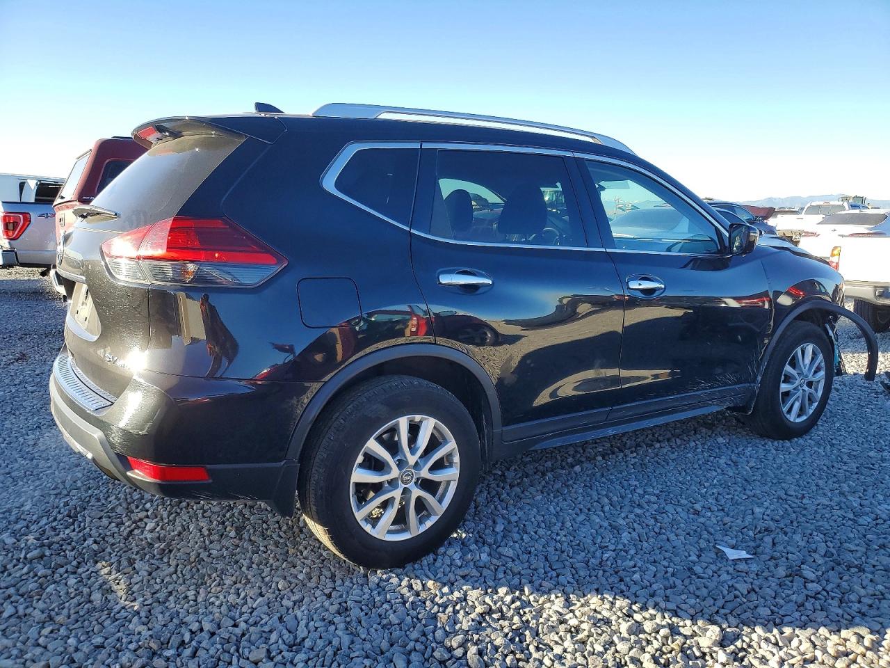 2017 NISSAN ROGUE S photo 3