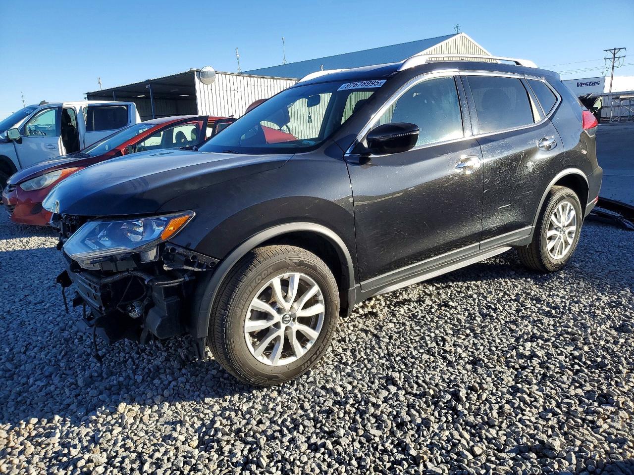 2017 NISSAN ROGUE