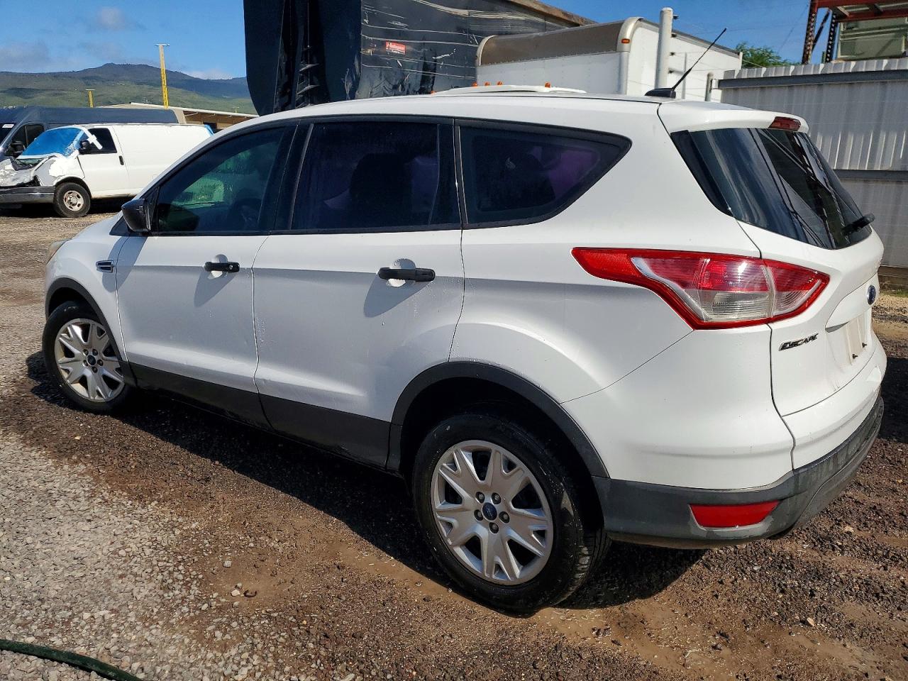 2013 FORD ESCAPE S photo 2
