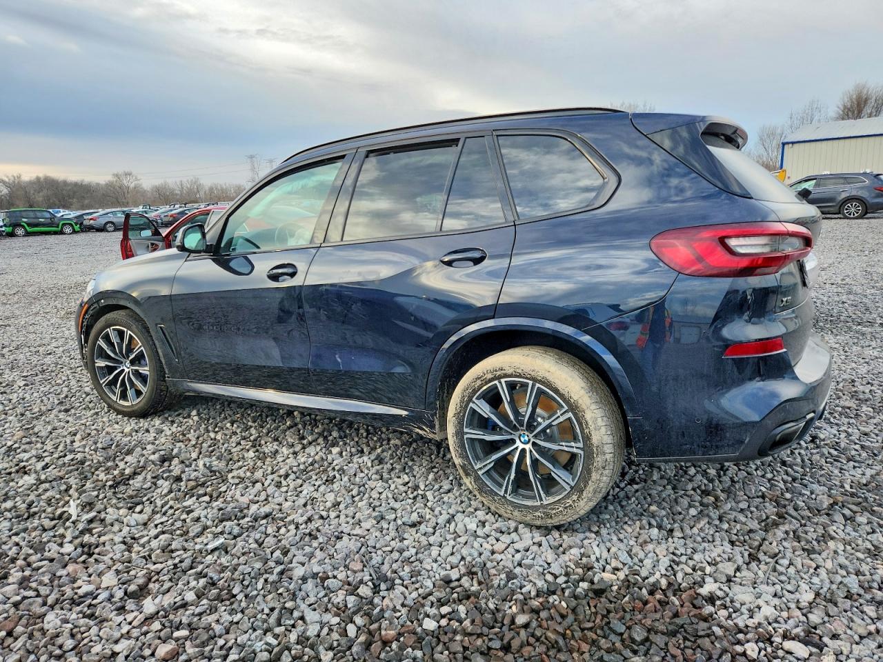2022 BMW X5 M50I photo 2
