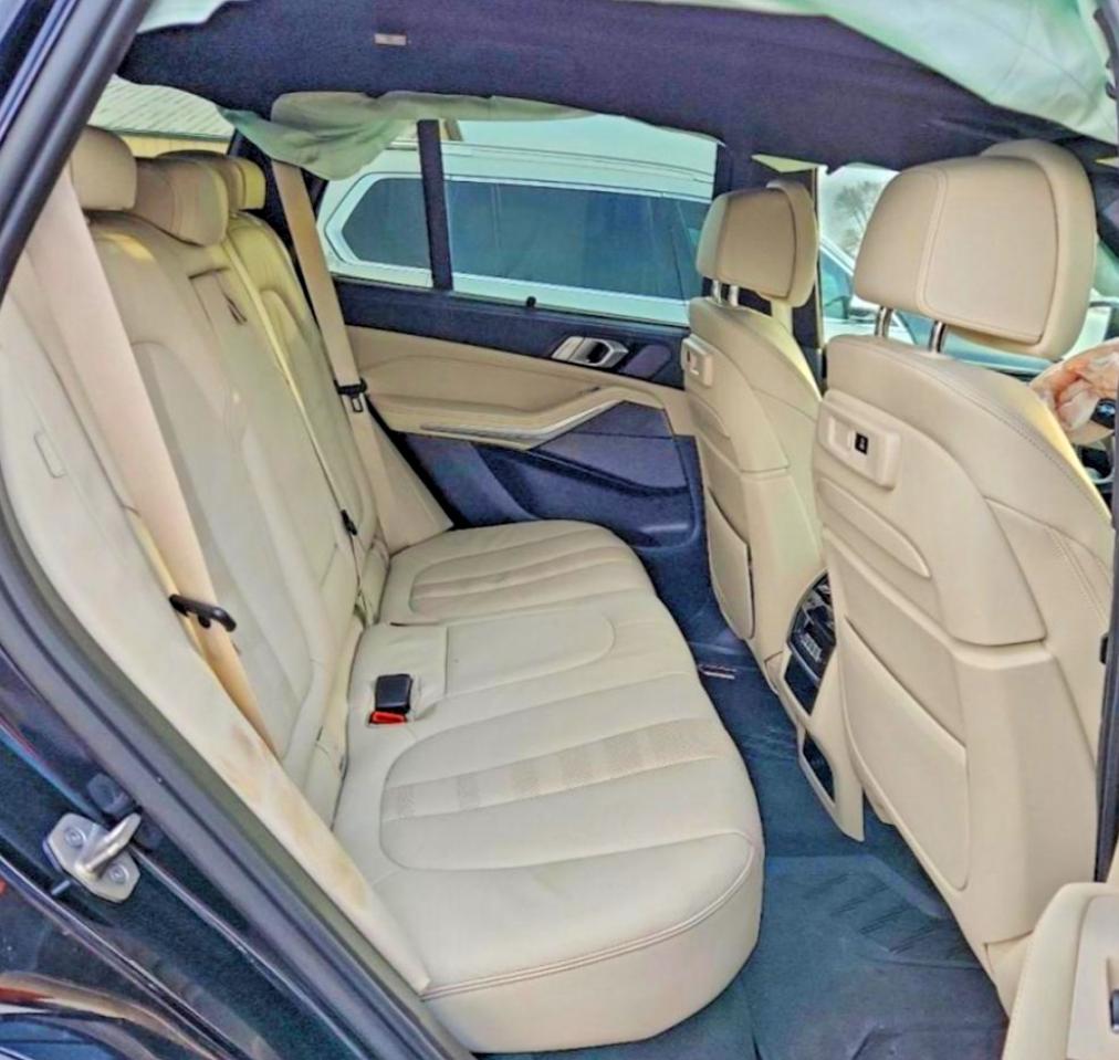 2022 BMW X5 M50I photo 10