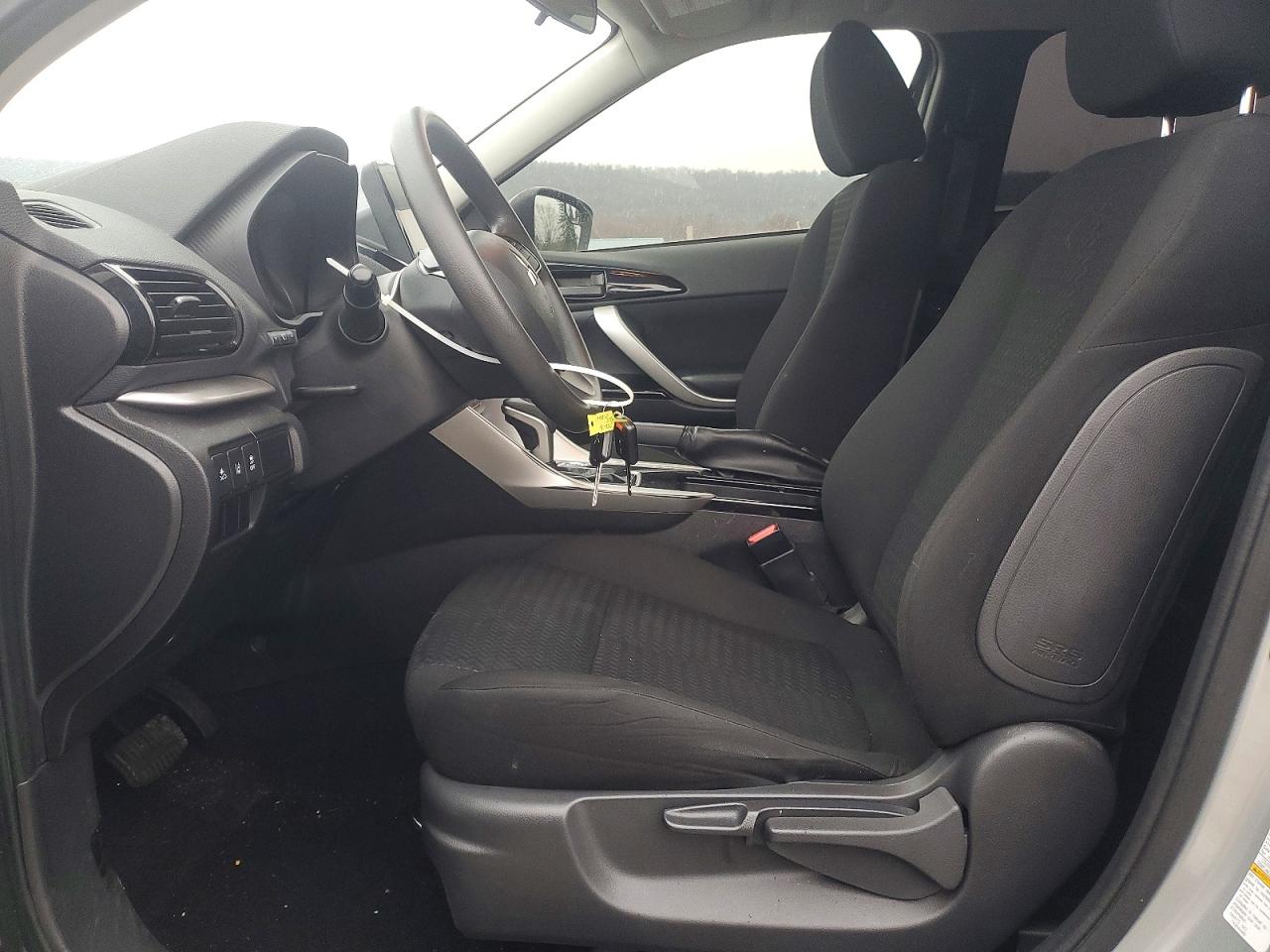 2023 MITSUBISHI ECLIPSE CROSS LE photo 7