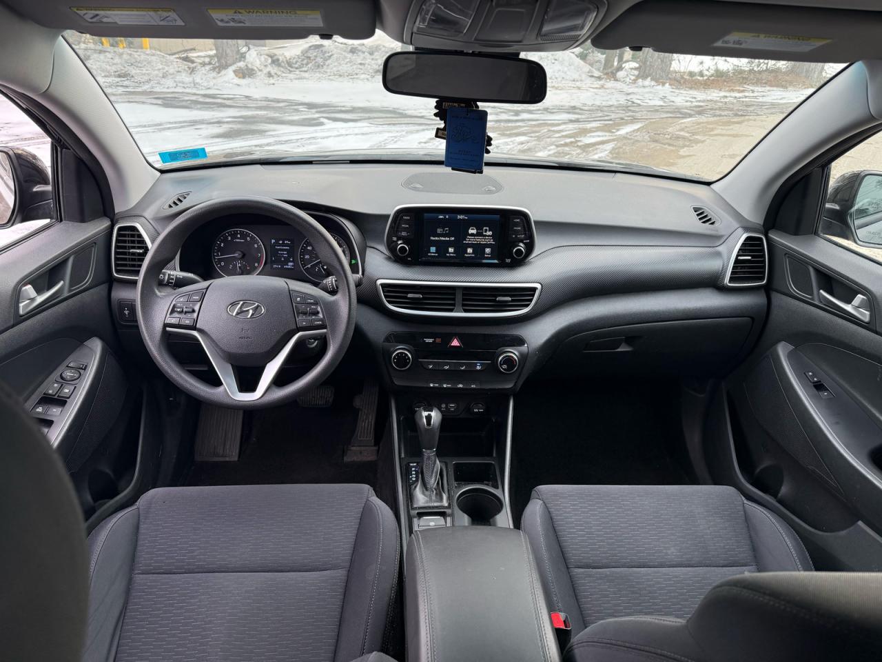 2021 HYUNDAI TUCSON SE photo 9