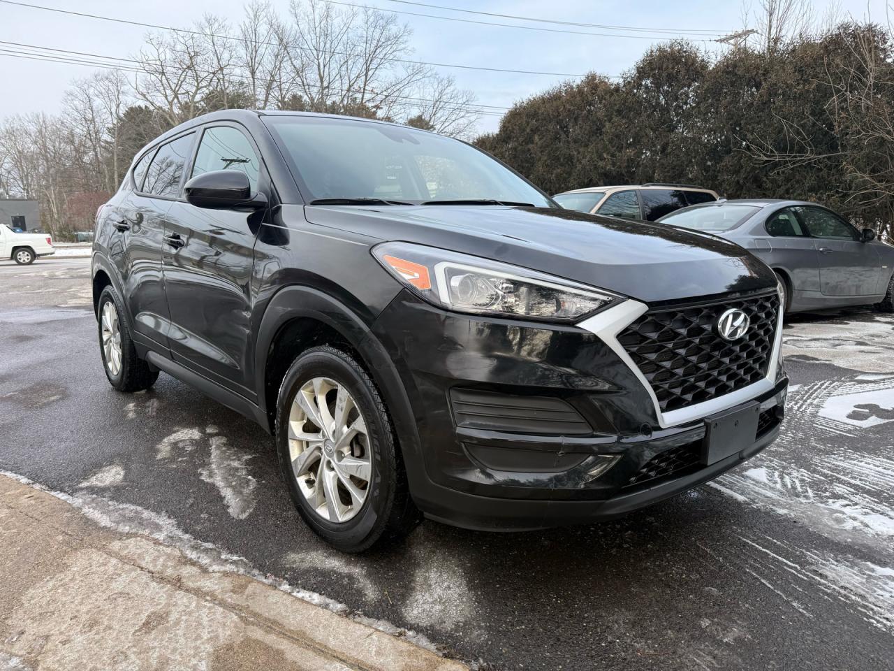 2021 HYUNDAI TUCSON SE photo 2