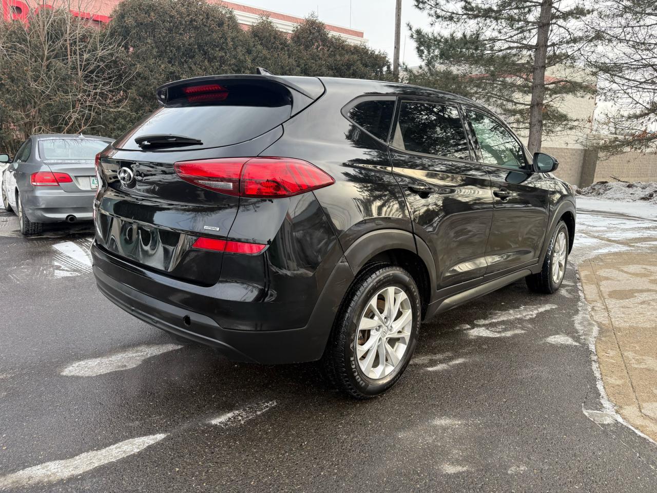 2021 HYUNDAI TUCSON SE photo 4