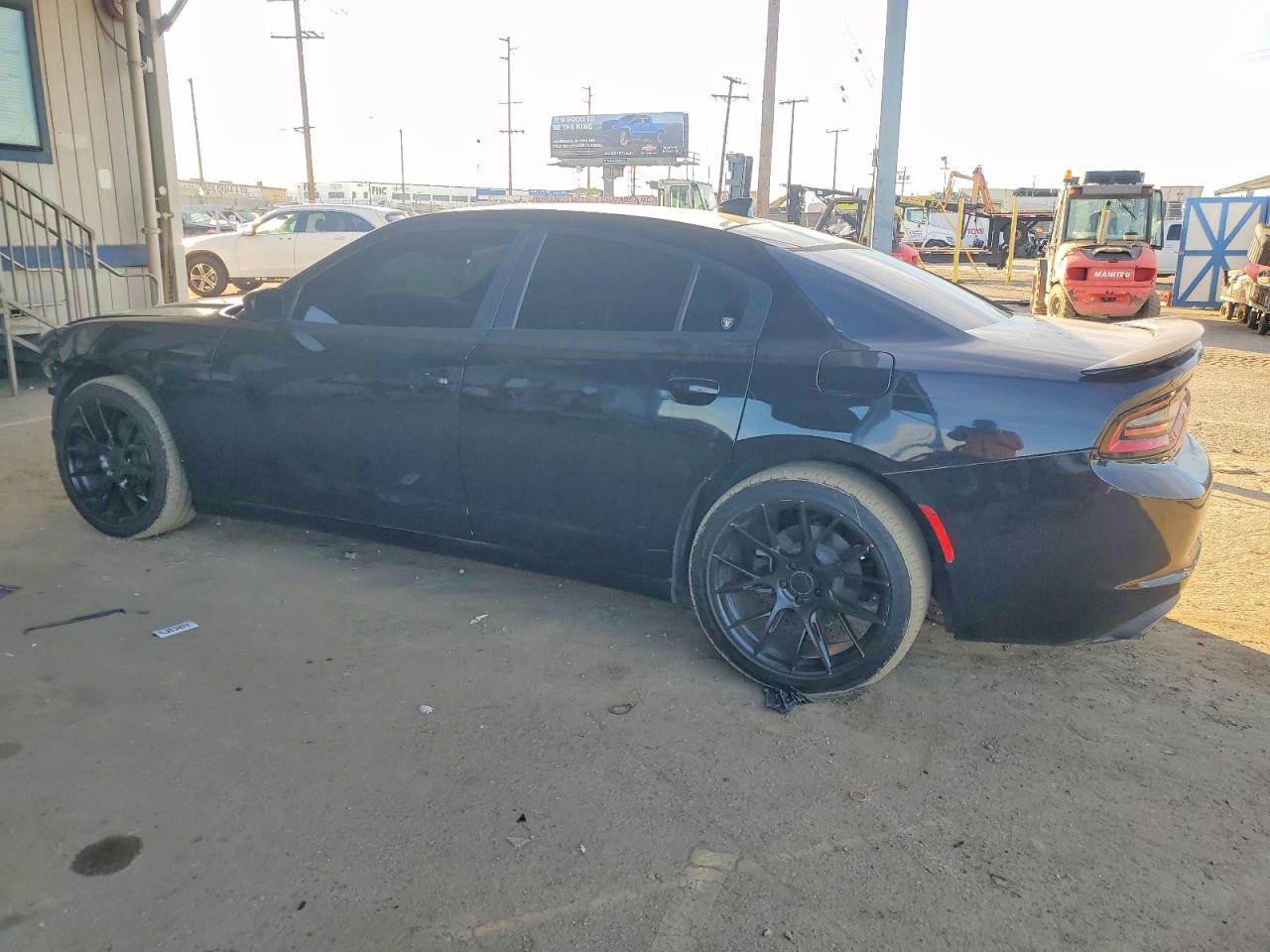 2016 DODGE CHARGER SXT photo 2