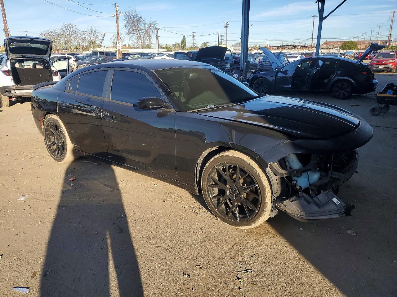 2016 DODGE CHARGER SXT photo 4