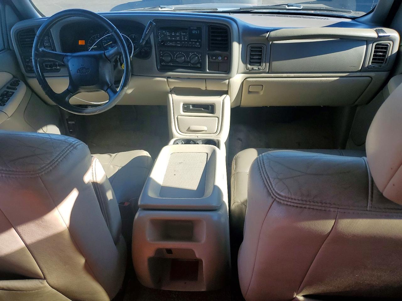 2001 CHEVROLET SUBURBAN K1500 photo 8