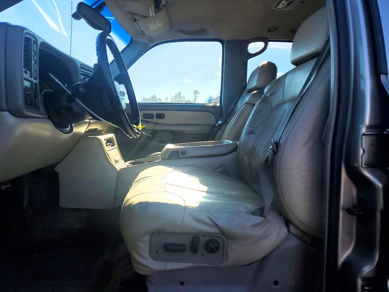 2001 CHEVROLET SUBURBAN K1500 photo 7