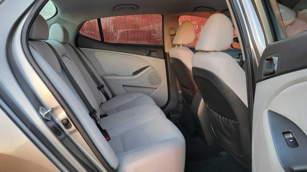 2015 KIA OPTIMA LX photo 6