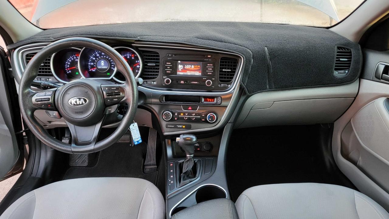 2015 KIA OPTIMA LX photo 9