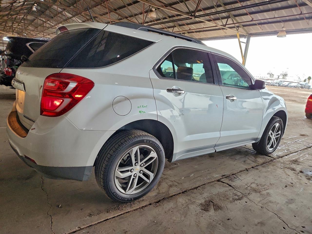 2016 CHEVROLET EQUINOX LTZ photo 3