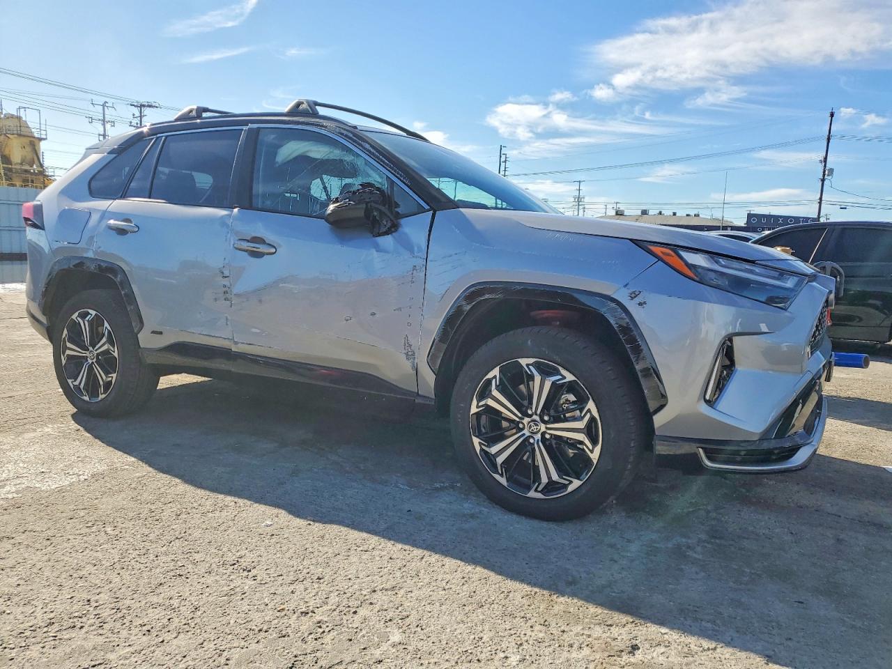 2025 TOYOTA RAV4 photo 4