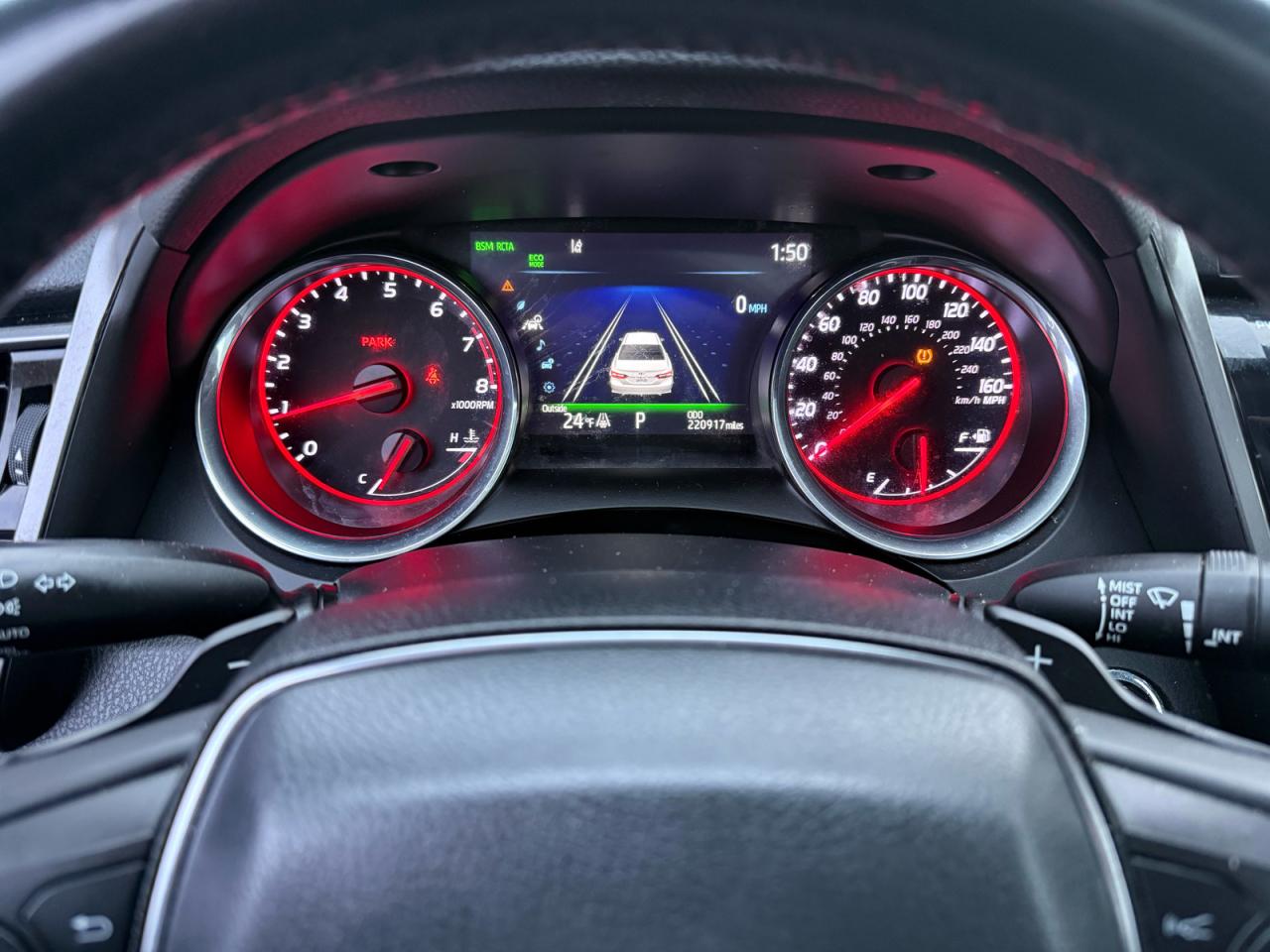 2019 TOYOTA CAMRY XSE photo 8