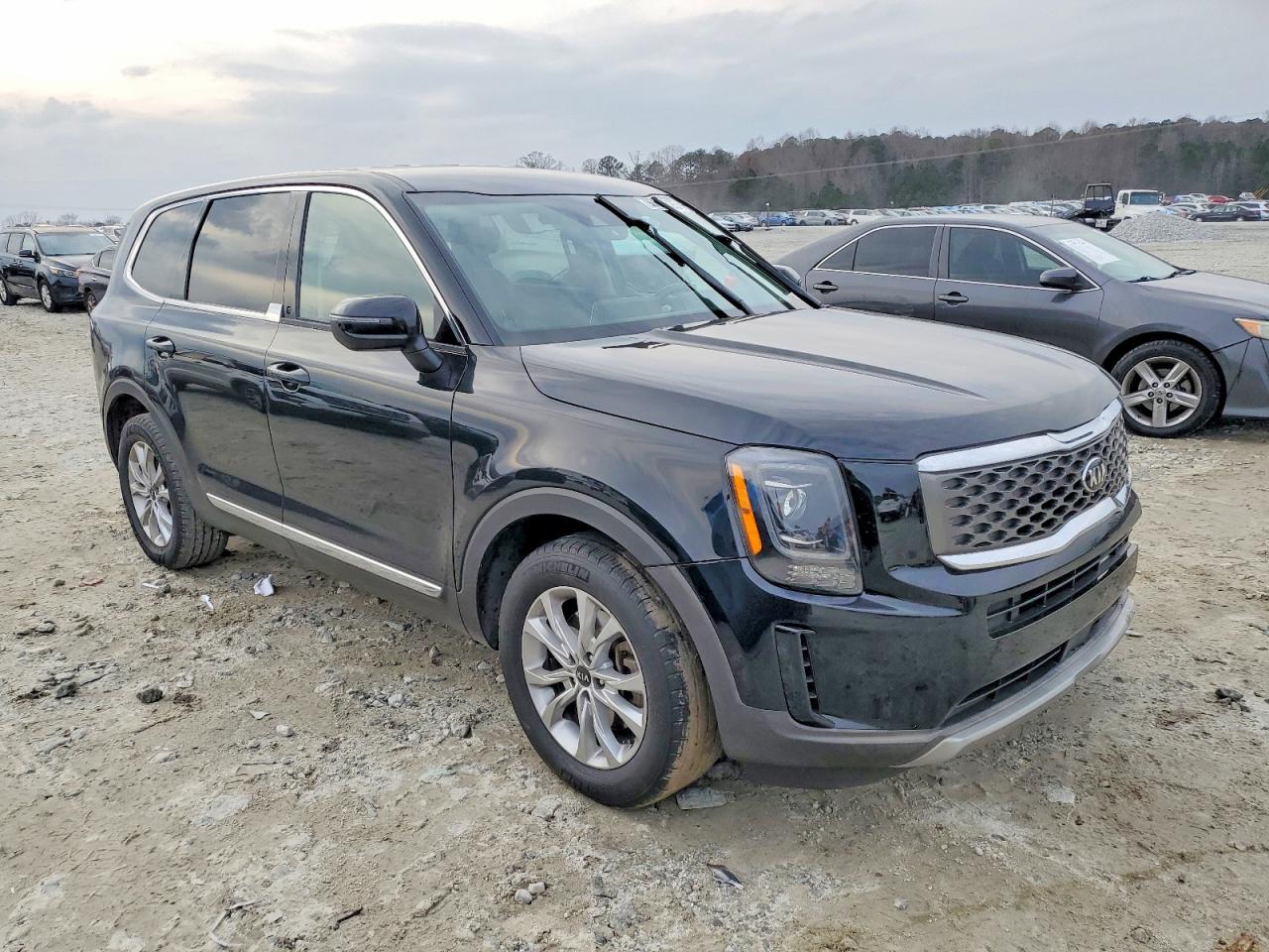 2021 KIA TELLURIDE LX photo 4