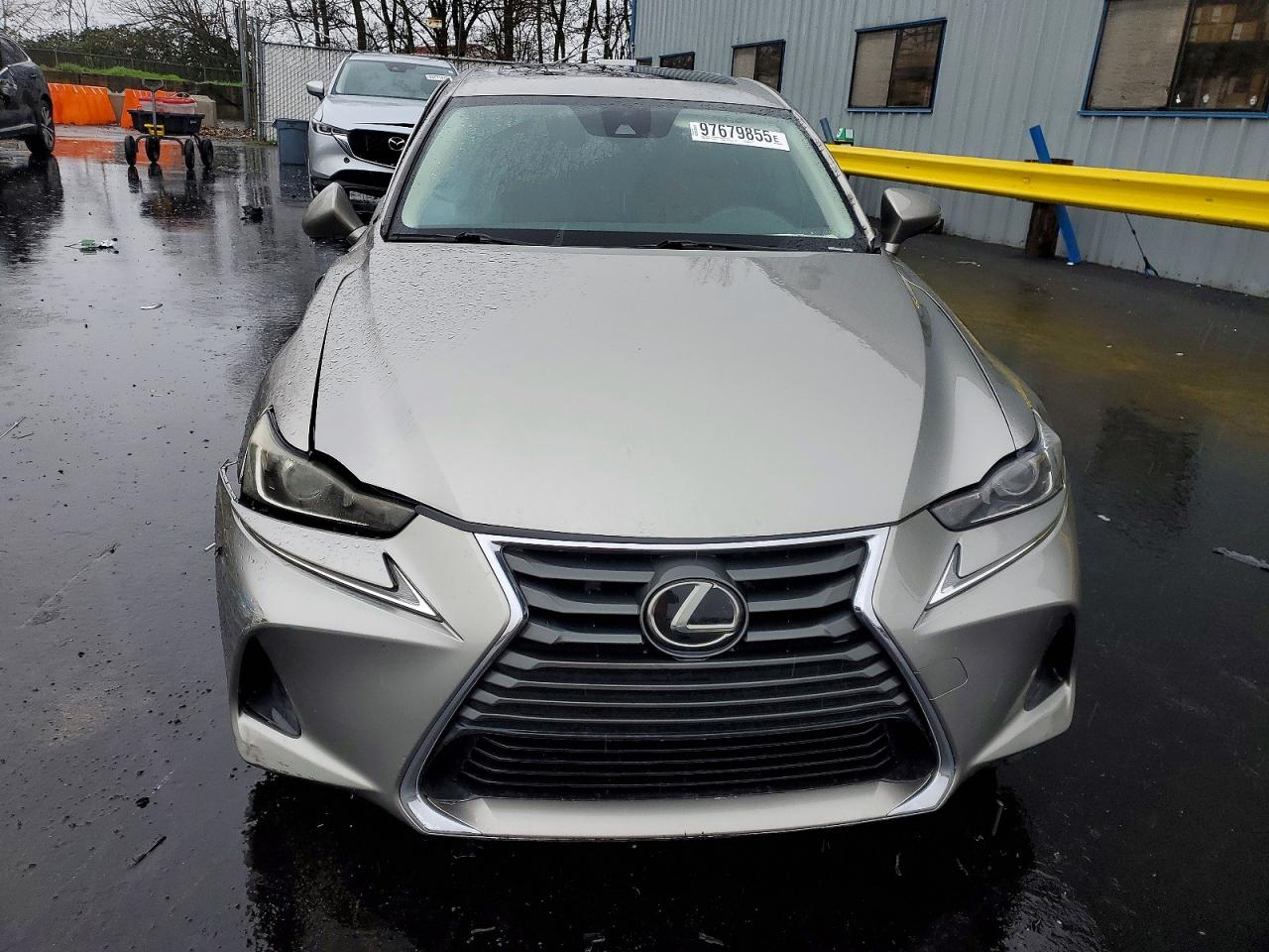 2018 LEXUS IS 300 photo 5