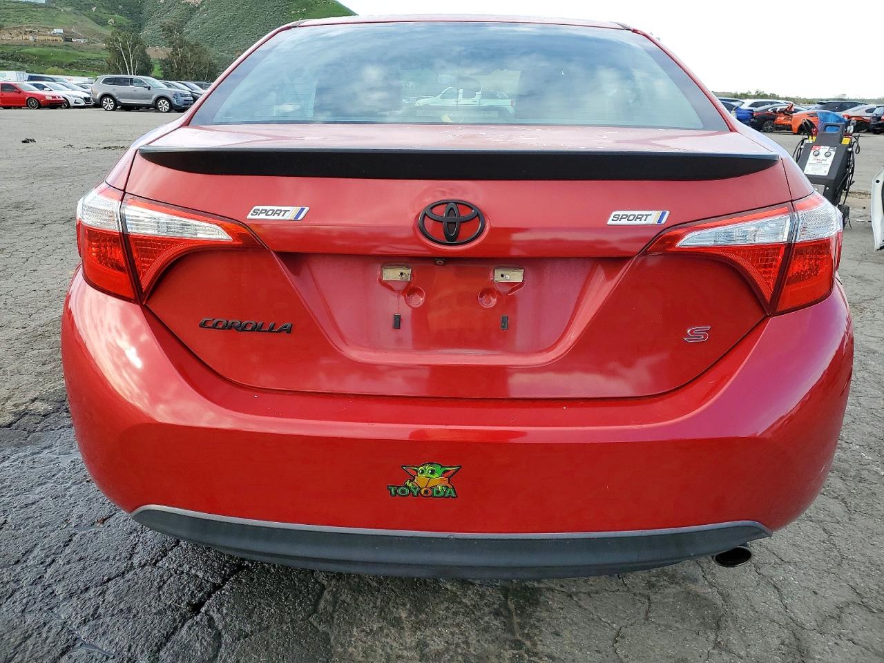 2016 TOYOTA COROLLA L photo 6