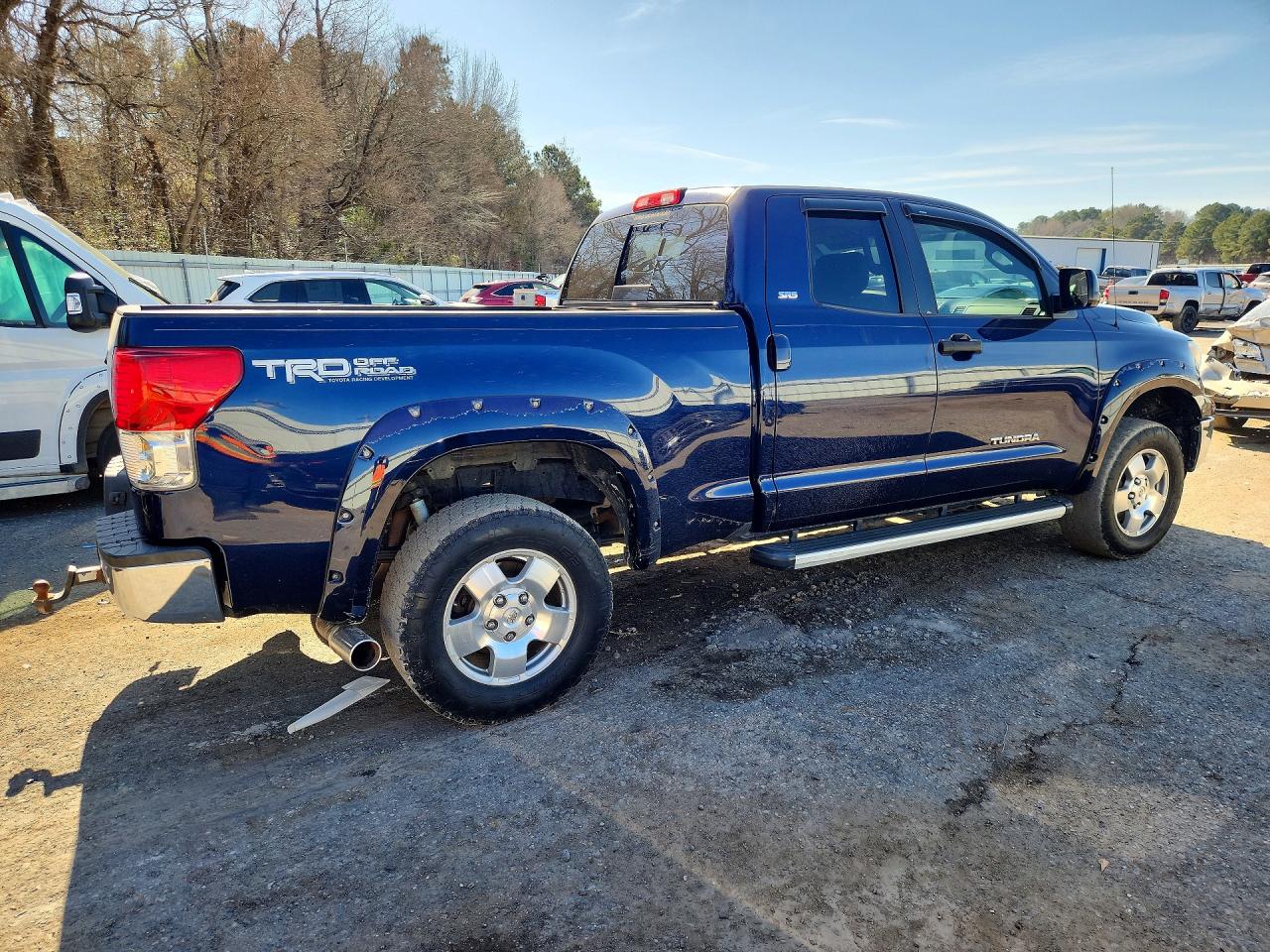 2012 TOYOTA TUNDRA DOUBLE CAB SR5 photo 3