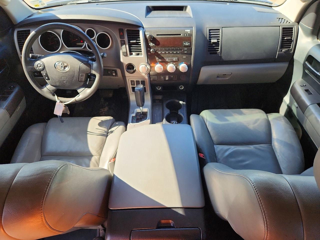 2012 TOYOTA TUNDRA DOUBLE CAB SR5 photo 8
