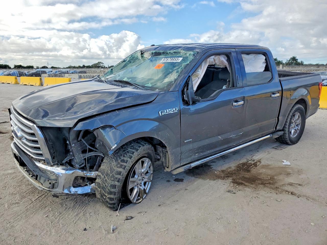 2016 FORD F150