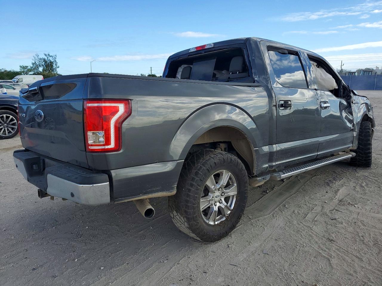 2016 FORD F150 SUPERCREW photo 3