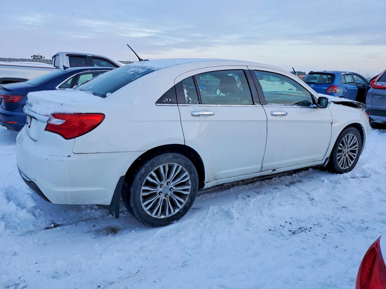 2013 CHRYSLER 200 LIMITED photo 3