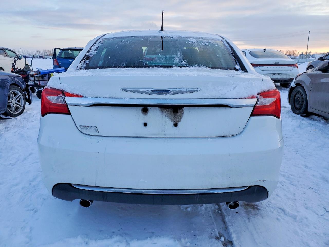 2013 CHRYSLER 200 LIMITED photo 6