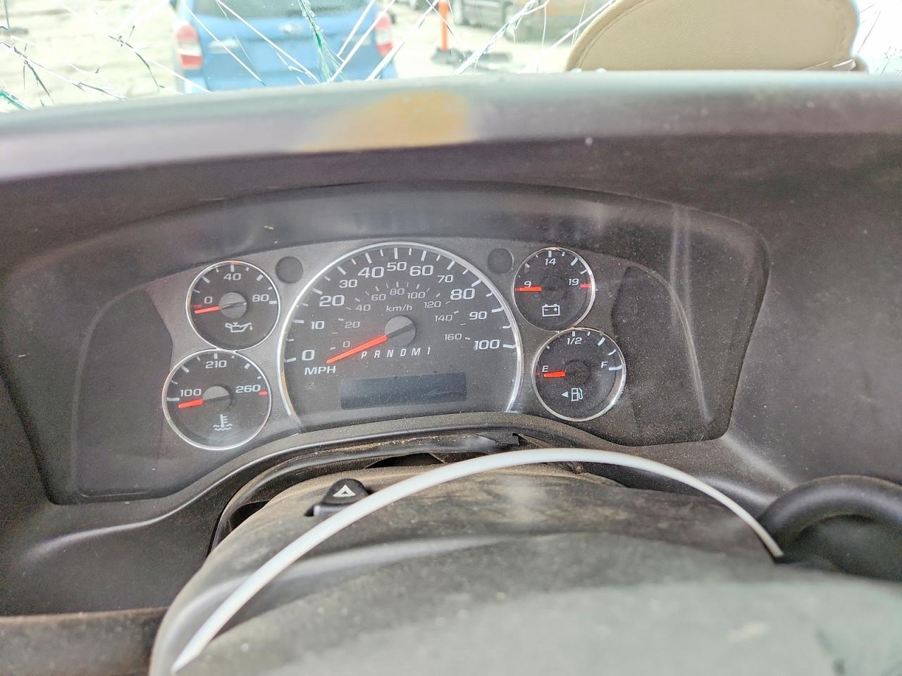 2020 GMC SAVANA G3500 photo 9