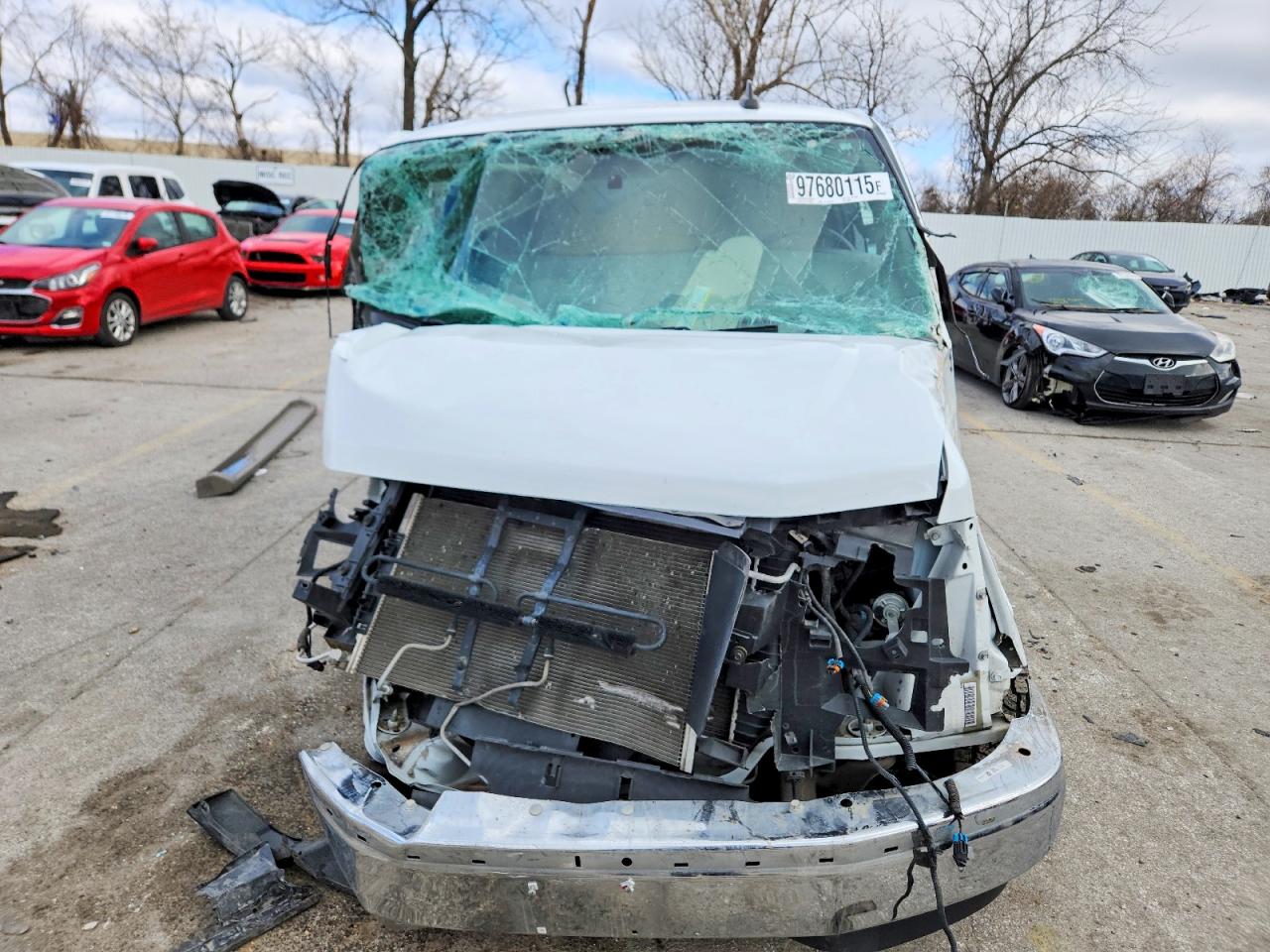 2020 GMC SAVANA G3500 photo 5