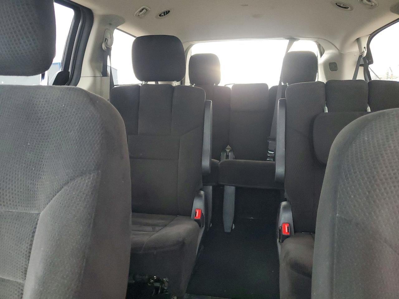 2013 DODGE GRAND CARAVAN SXT photo 10