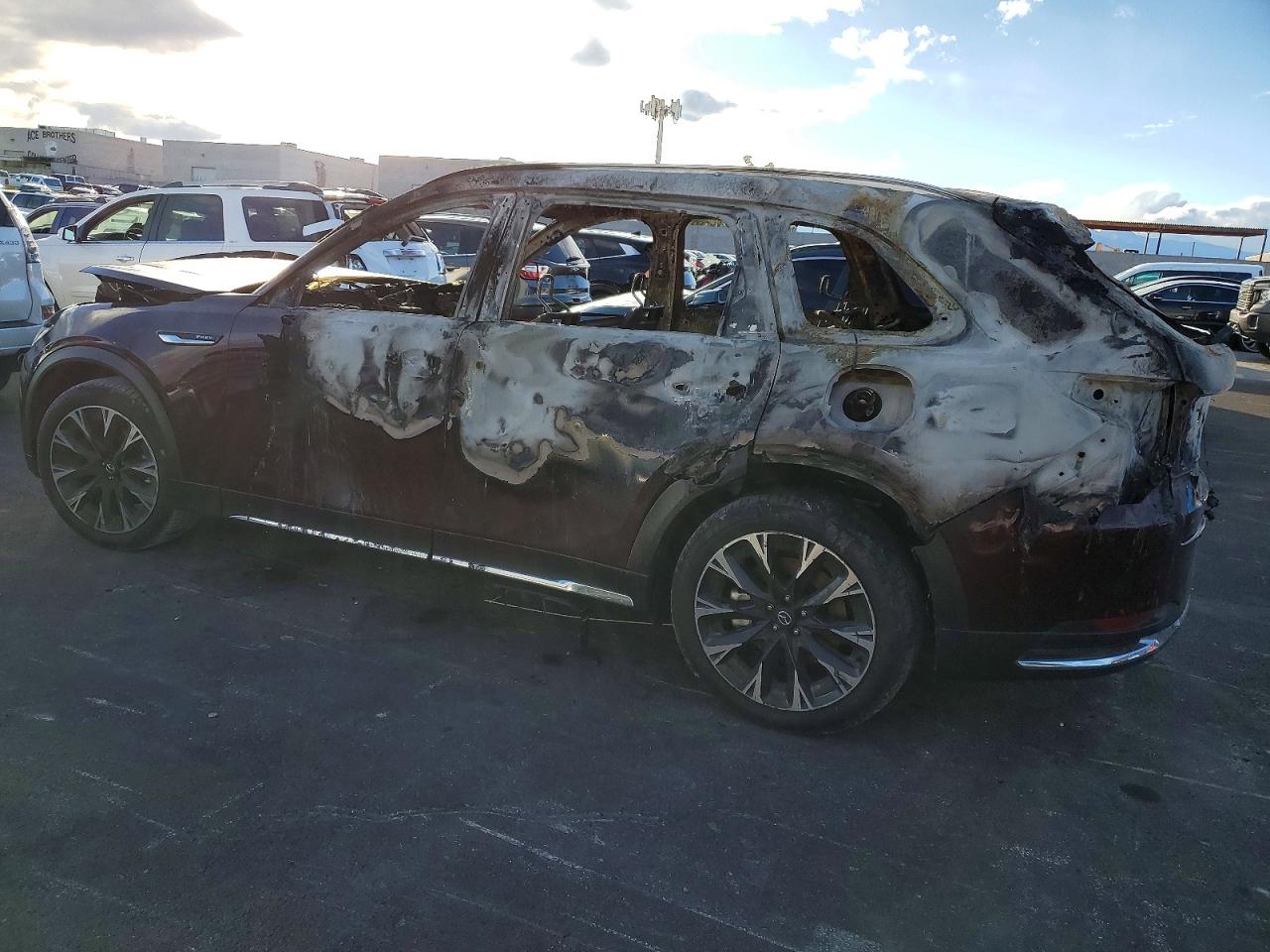 2024 MAZDA CX-90 PREMIUM photo 2