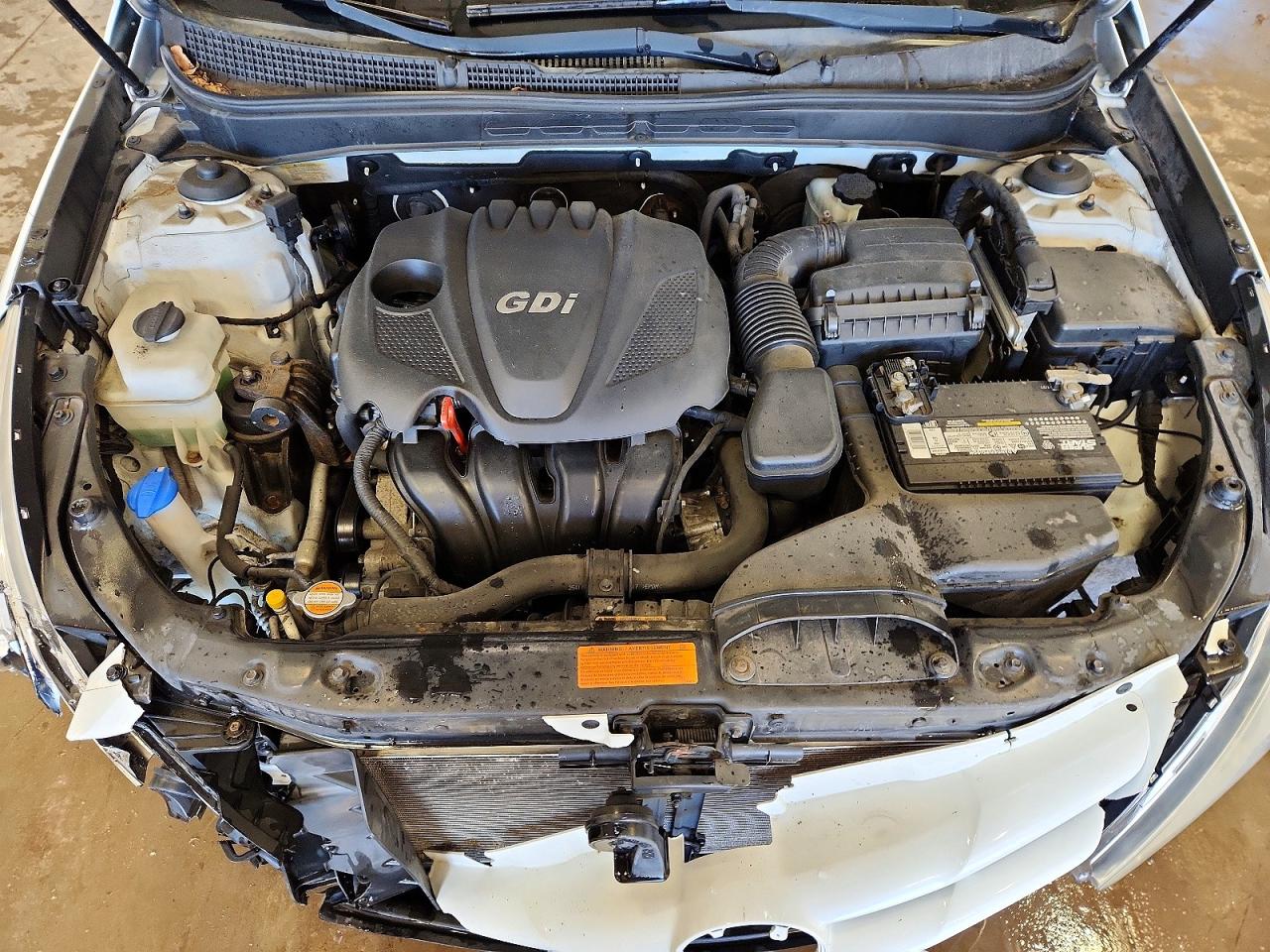 2012 HYUNDAI SONATA GLS photo 11