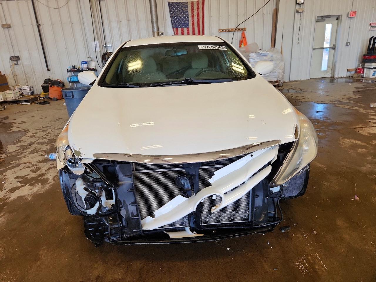 2012 HYUNDAI SONATA GLS photo 5