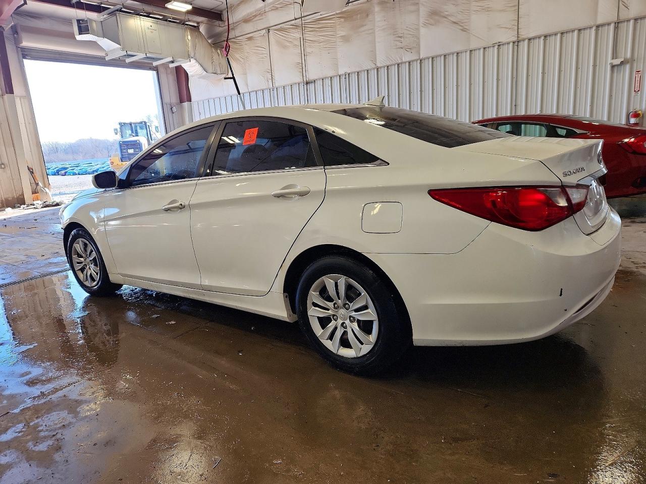 2012 HYUNDAI SONATA GLS photo 2