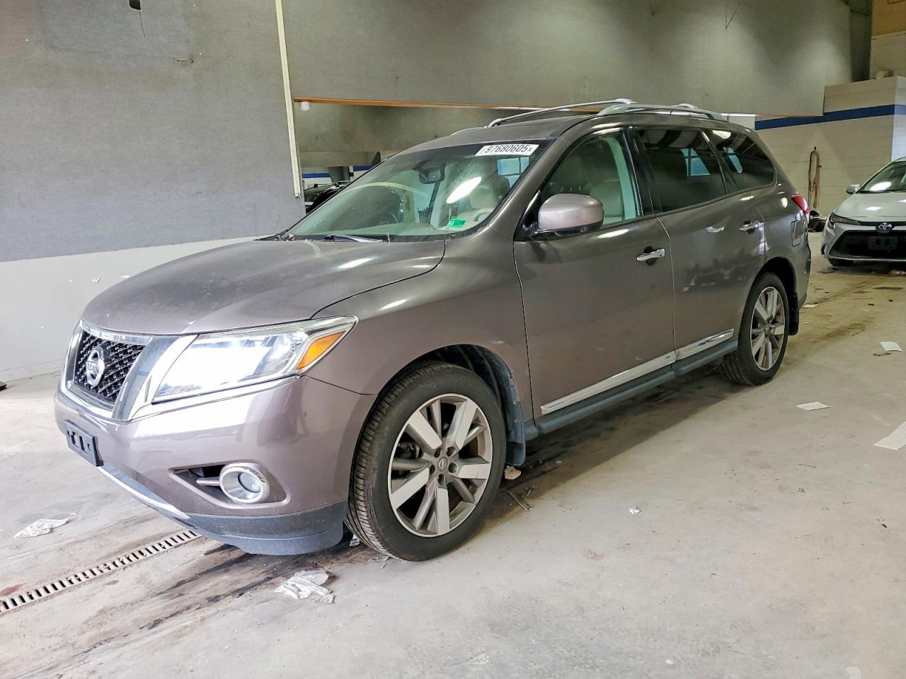 2013 NISSAN PATHFINDER