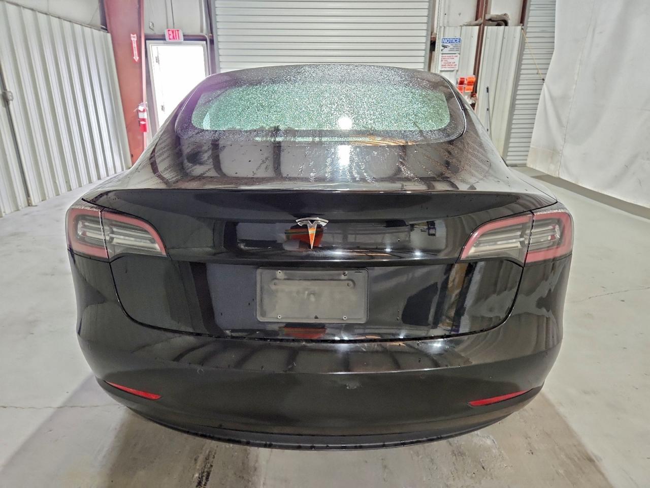2022 TESLA MODEL 3 photo 6