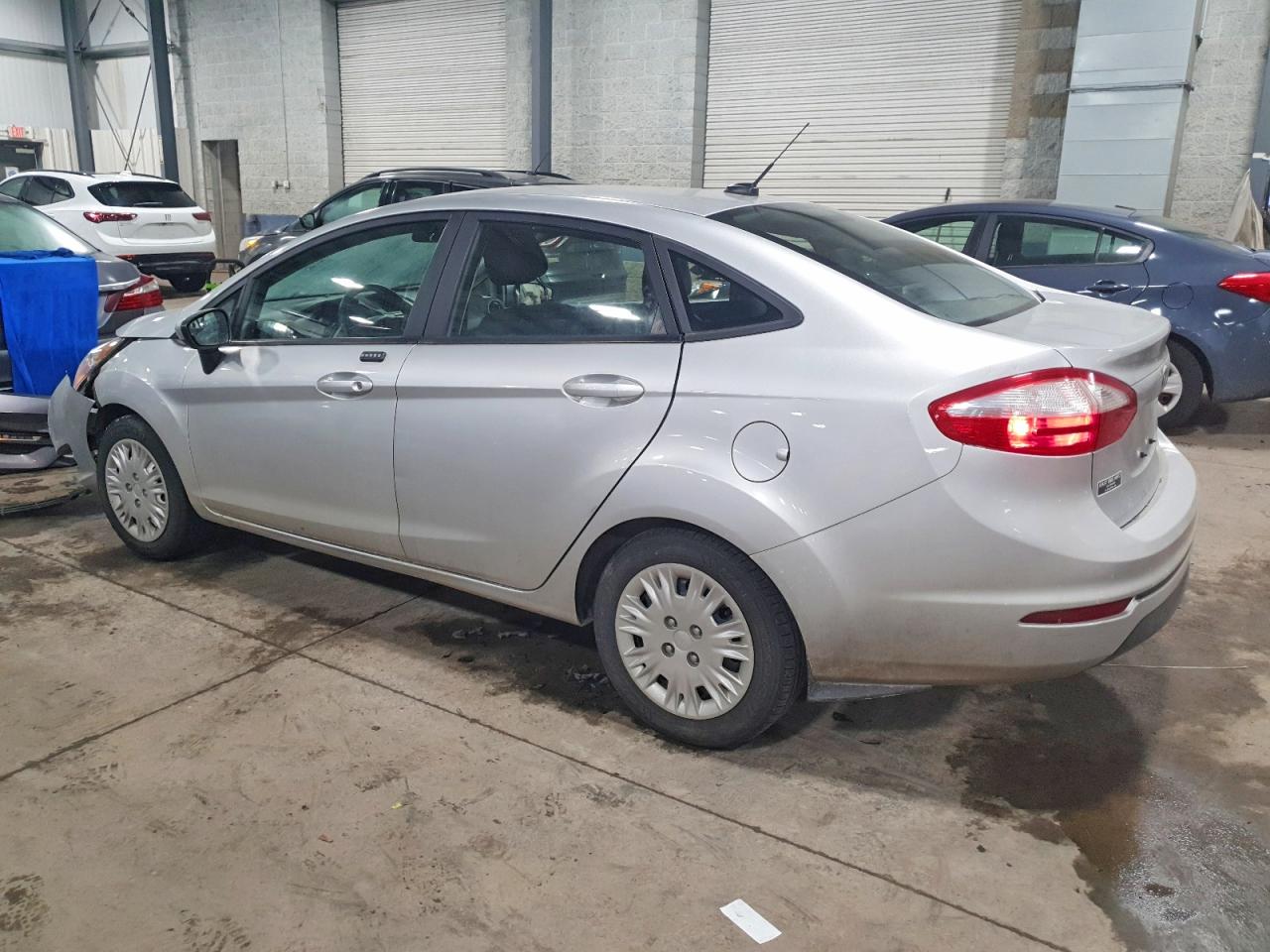 2019 FORD FIESTA S photo 2
