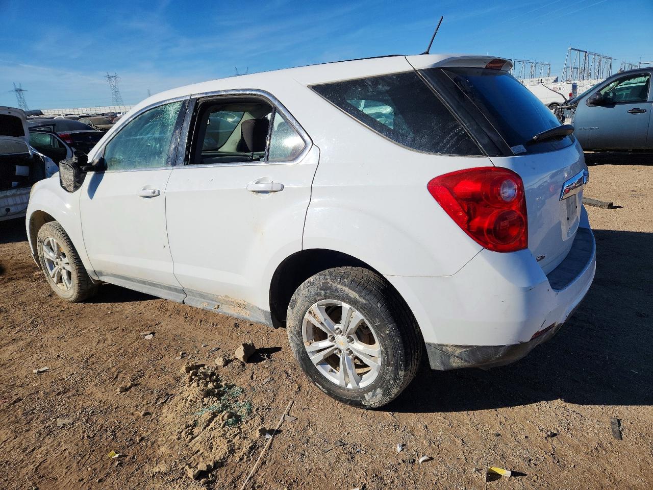 2014 CHEVROLET EQUINOX LS photo 3