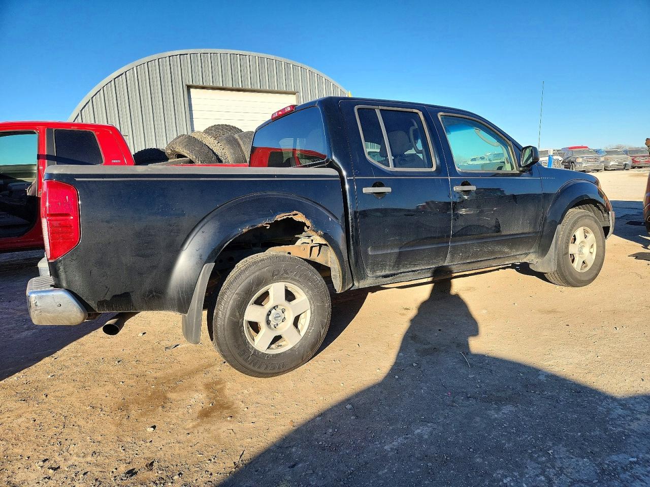 2005 NISSAN FRONTIER CREW CAB LE photo 3