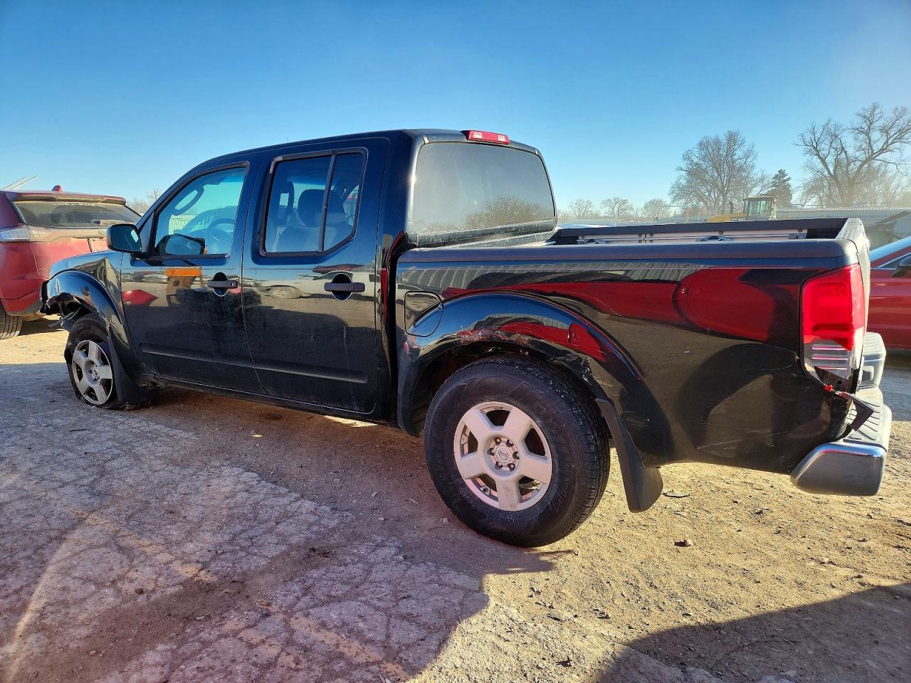 2005 NISSAN FRONTIER CREW CAB LE photo 2