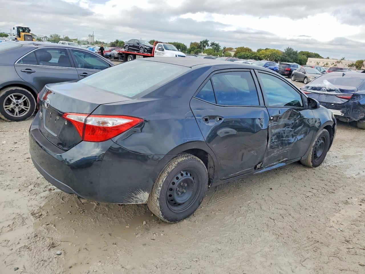 2016 TOYOTA COROLLA L photo 3